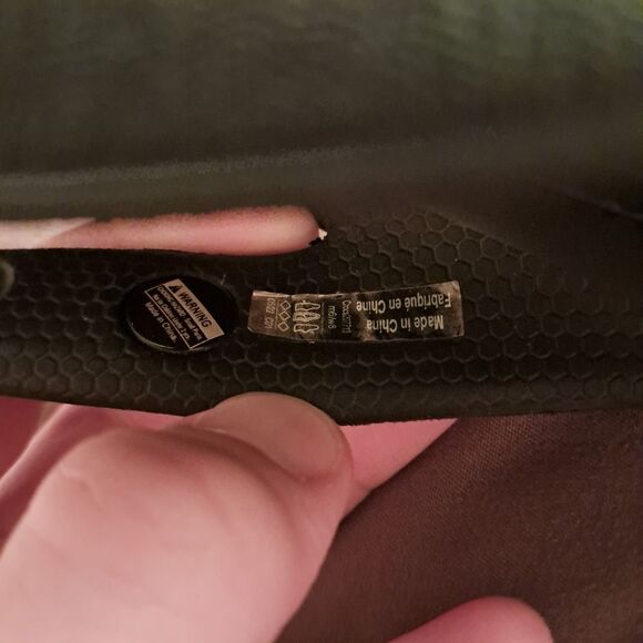 Crocs Flip Flops Women's 8 Black Croslite Lightweight Classic Logo Rubber Comfy - Picture 6 of 6